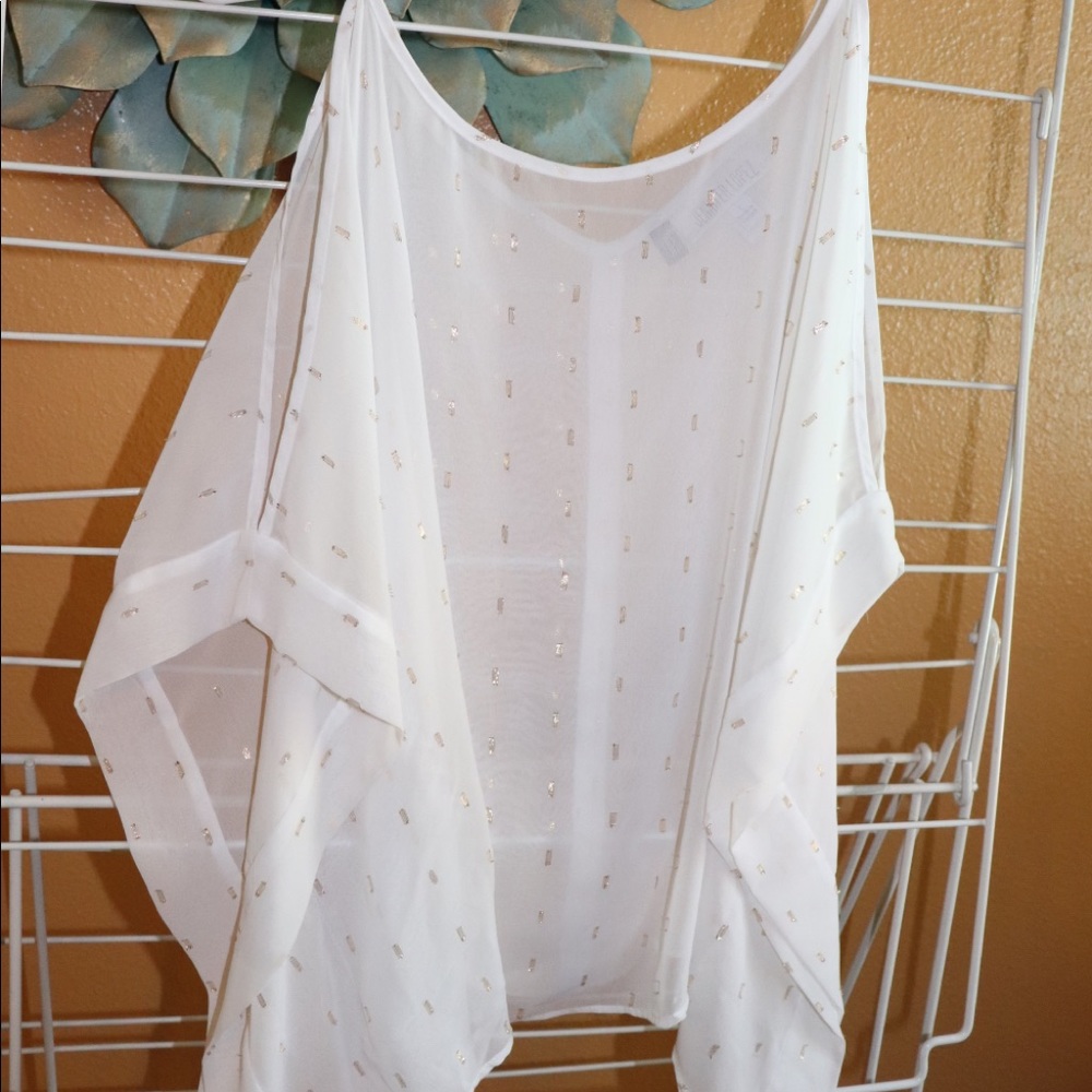 Sheer sleeveless very cute top